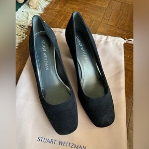 Stuart Weitzman women’s suede black heels perfect condition